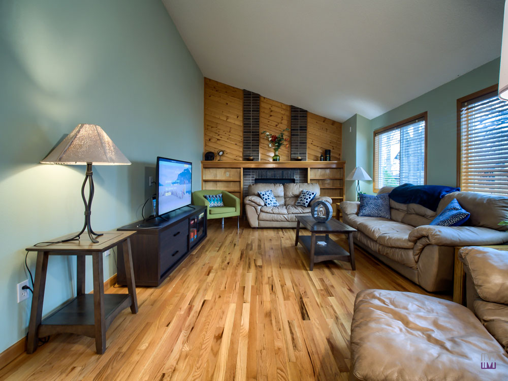 living room in Aurora Colorado Women’s Sober Living house